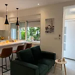 Luxury Lu דירה *